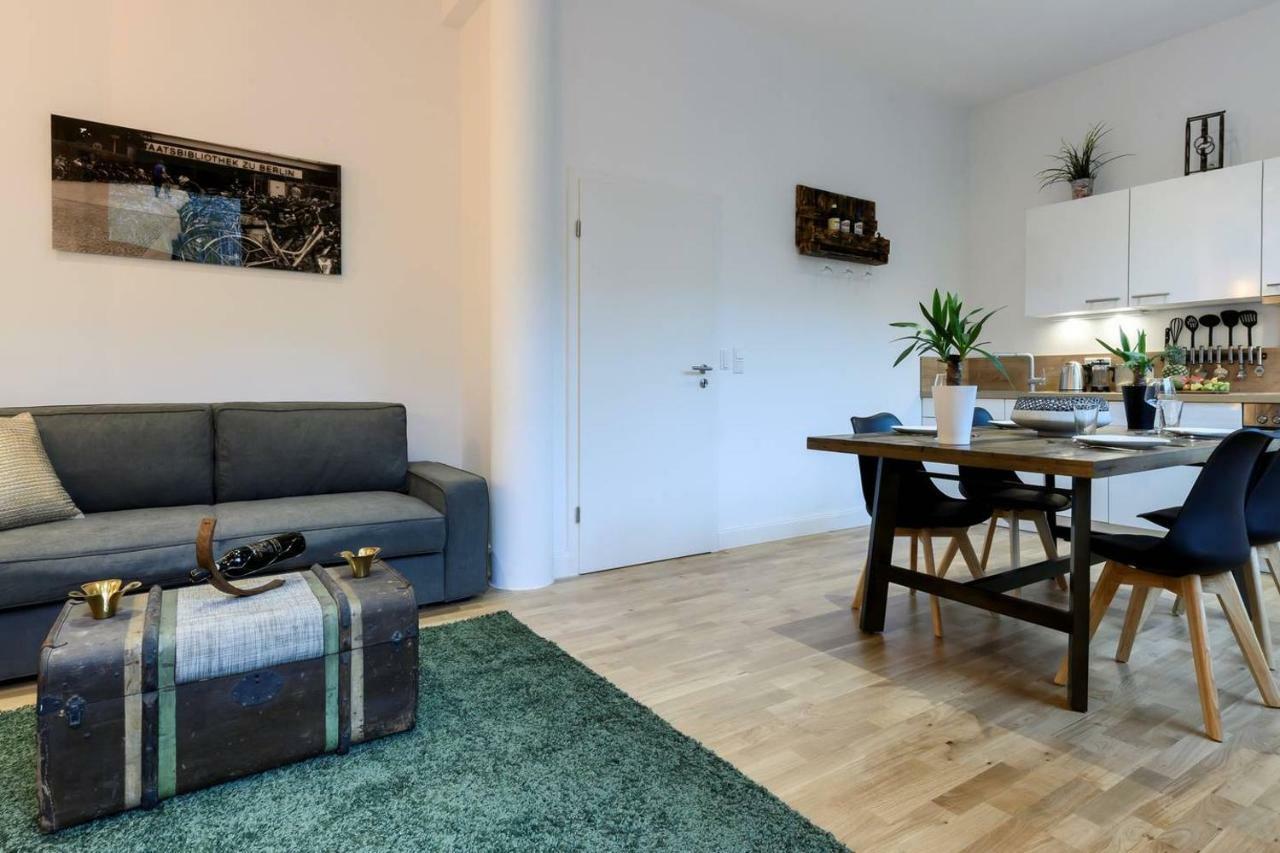 90sqm 2BR Design Gem - outdoor terrace Berlim Exterior foto